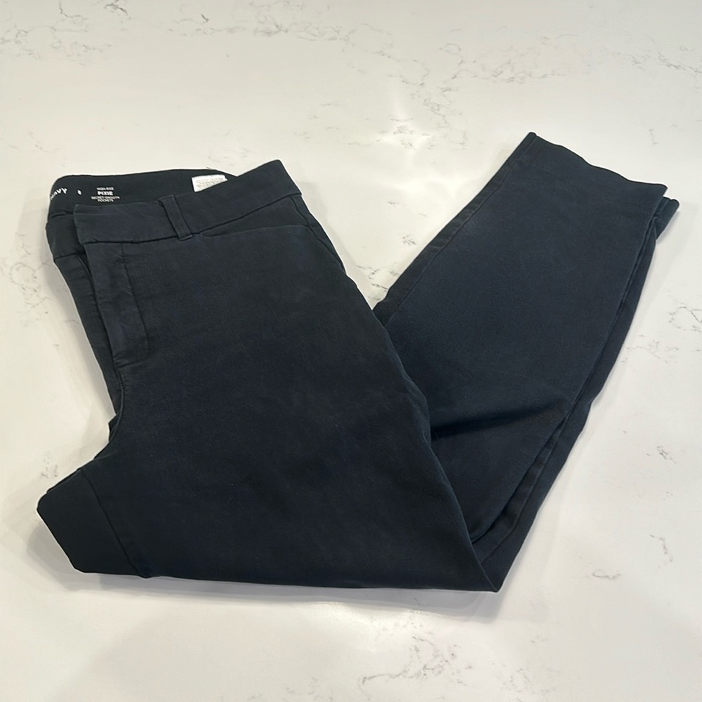 Old Navy Pixie Pant